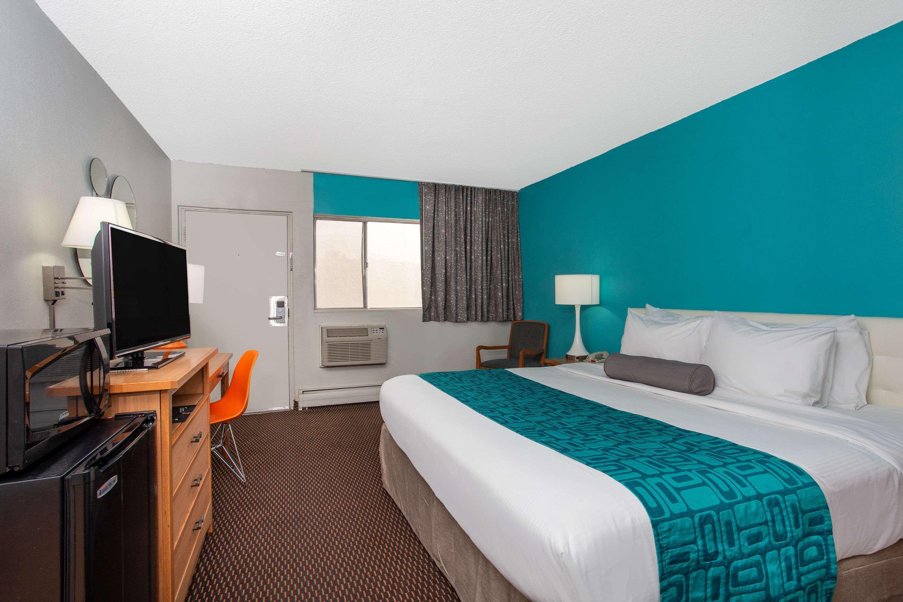 Howard Johnson By Wyndham Colorado Springs Exterior foto
