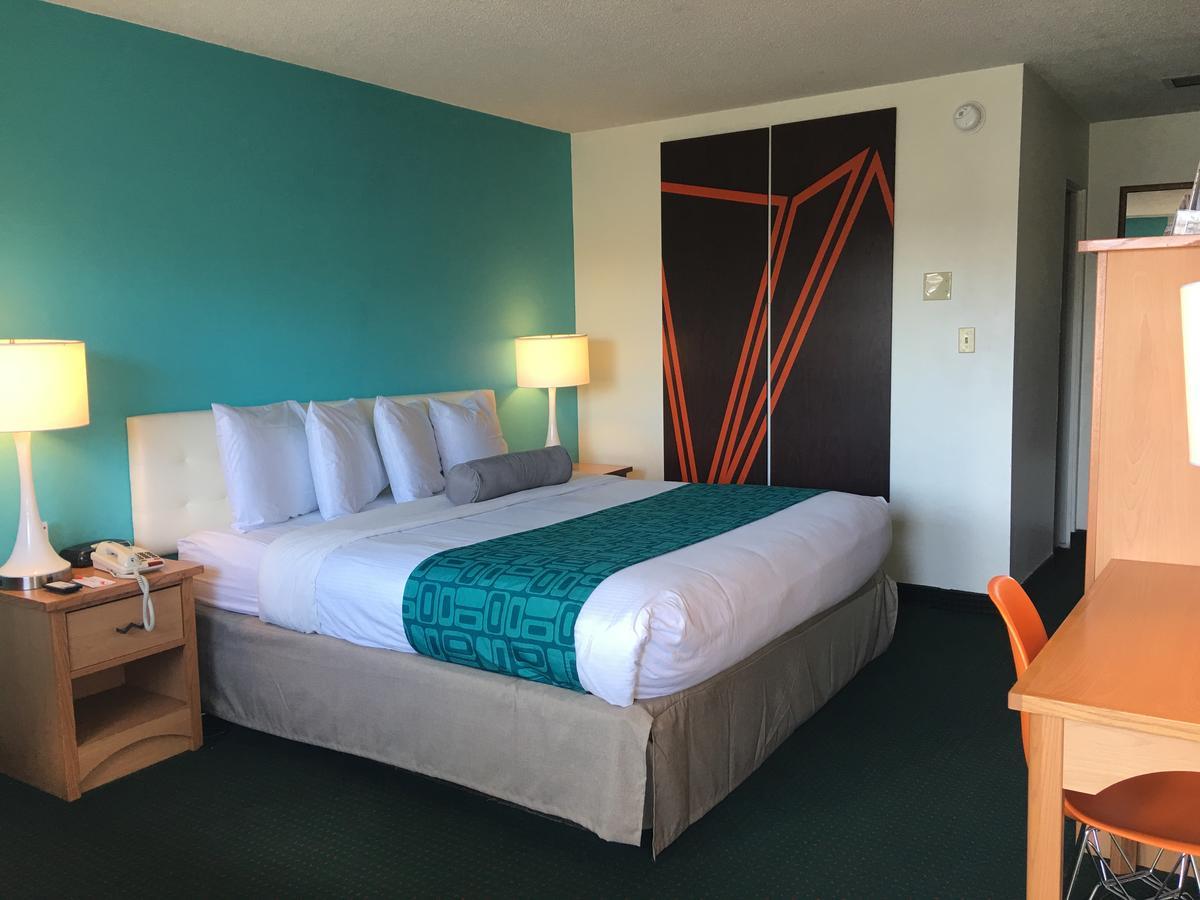 Howard Johnson By Wyndham Colorado Springs Exterior foto